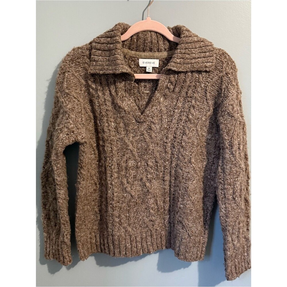 Evereve cable-knit sweater with a collared V-neck size XS